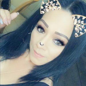 Meet your Posher, Norma